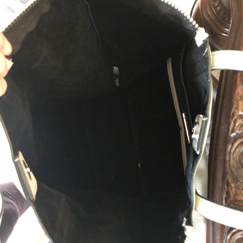 Purse - Picture 2 of 2